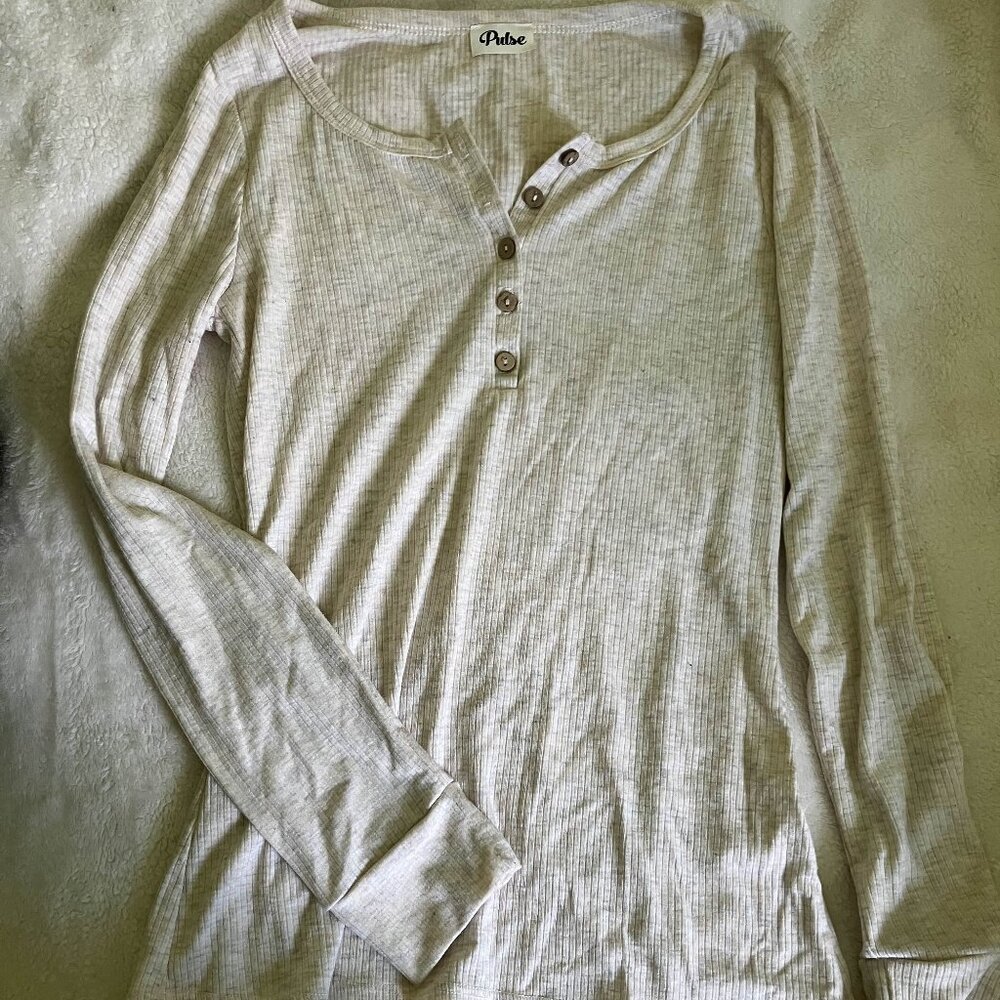 Pulse Boutique Cream Heather Henley